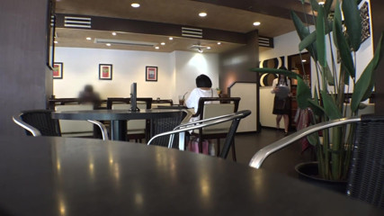 Strix: Yui业余咖啡馆工人在京都被发现