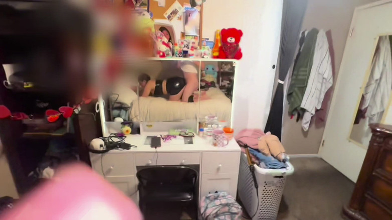 Wettywest: Я дізнався, що моя мачуха стриптизерка