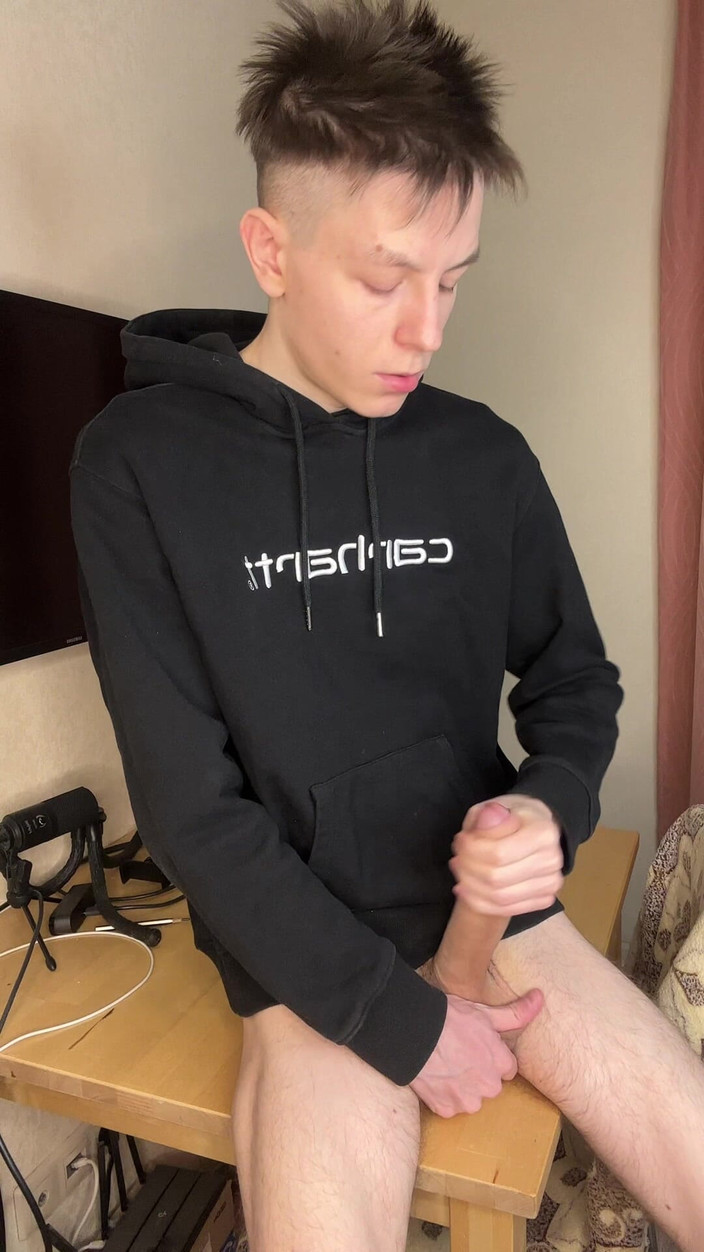 Morflot24: Semburan air mani tali tebal lelaki muda