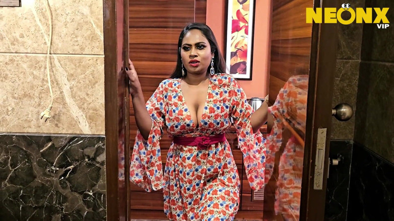 NeonxOTT: Indian Horny Waitress Hardcore Fucked with Client in Hotel Room!