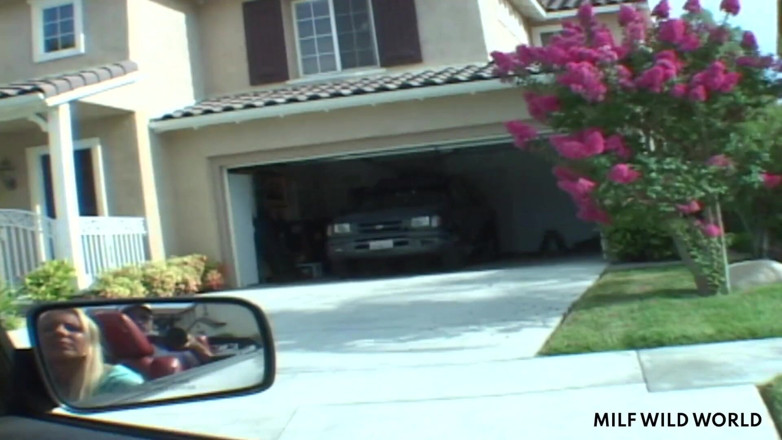 PurefilmsTv: Blondy Stepmommy met foreigne while footing and decide to give...