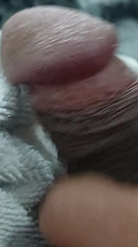 Tengok zakar ayah, adakah ia kecil atau besar? Beritahu saya, adakah ia berfungsi?