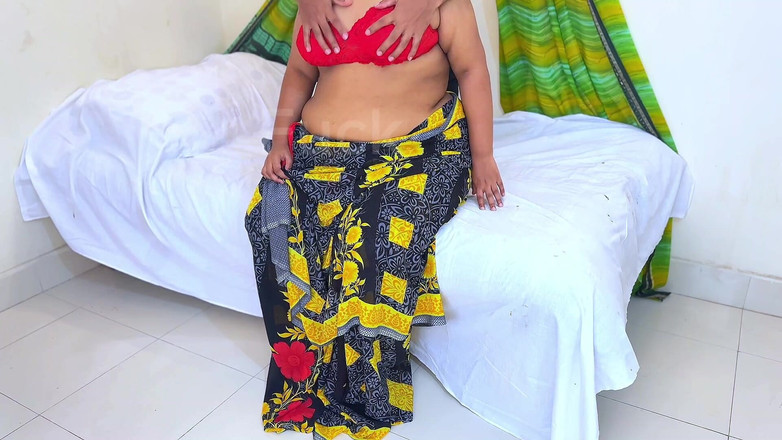 Aria Mia: Indische sexy stiefdochter