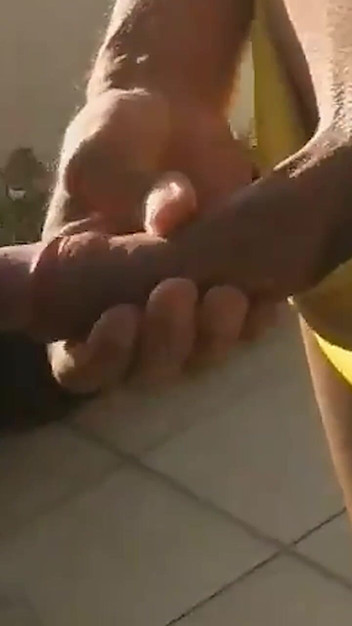 Vida Noite: Ehefrau lutscht schwanz im fkk-strandhaus