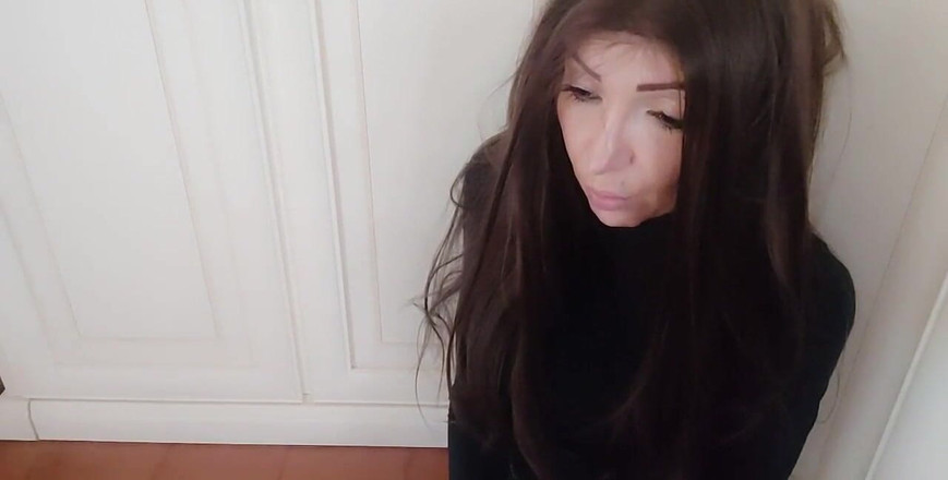 savannahamatoriale: Wunderschöne Italienerin gesteht ihre sünden und der priester der gemeinde