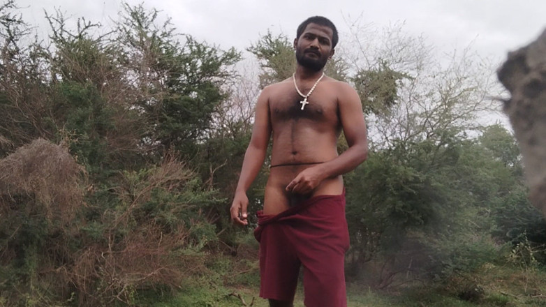 KUMBHA MANOJ KUMAR: Xhard - Ich gehe in die toilette im wald, handhaken