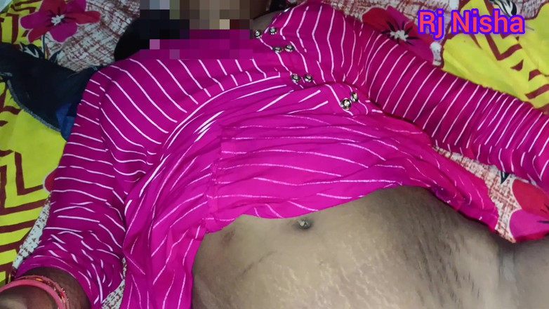 RJ NISHA: Seks pertama tante seksi india rj nisha