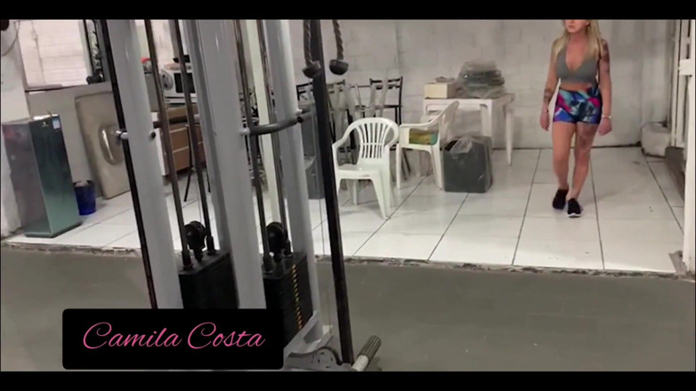 Camila Costa: Scopata in palestra - l'istruttore ha toccato il cazzo sulla bionda...