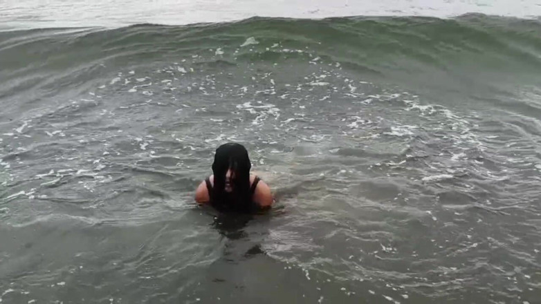 Isabel: Bajo el agua