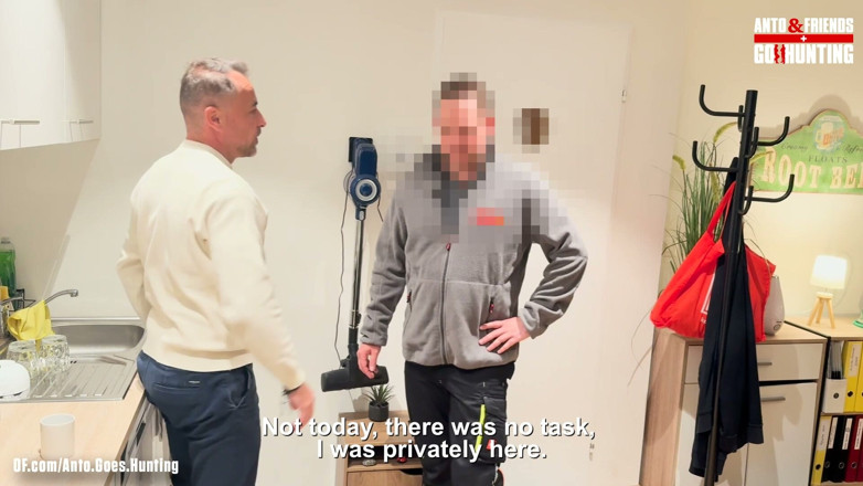AntoGoesHunting: ストレートで内気なスイス人便利屋が、ペニスをしゃぶられた後にドイツの既婚男性とセックス - ゲイの報酬