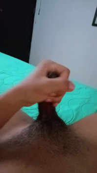 Minha primeira punheta, eu sou virgem