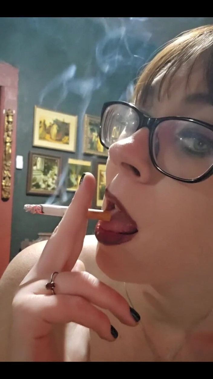 MistressThrope: Oglądanie piątkowej nocy