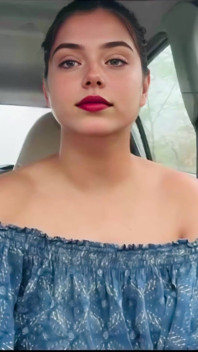 Indiana linda meia-irmã tomada ao ar livre e fodida com força quando ela estava sozinha no carro