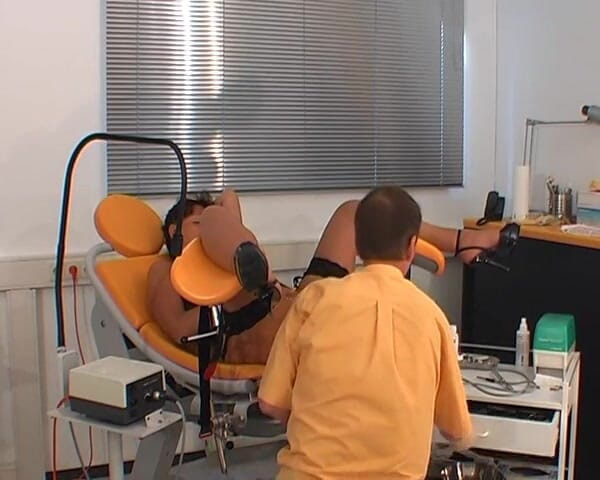 Rubber & Clinic Studio - 1ATOYS: Sogno dell'esame anale perverse