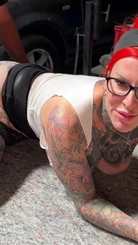 Amazing Threesome!! Double Penetration and Mega Cumshot!