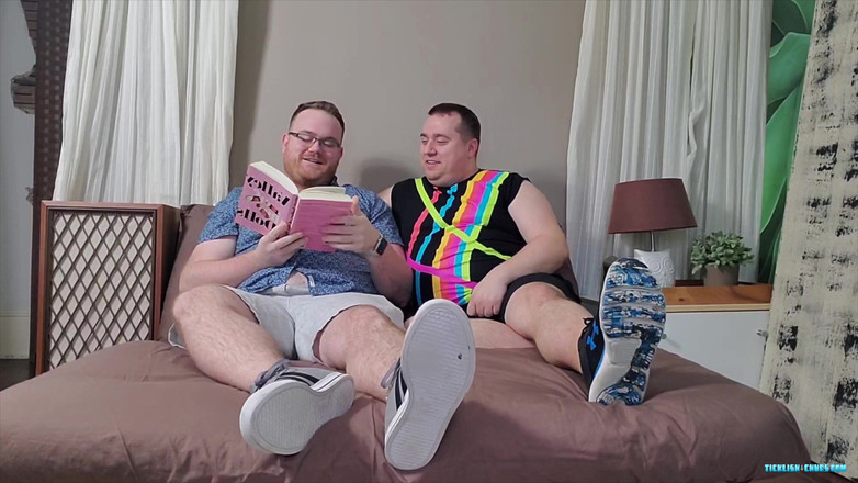 Ticklish Chubs: Ryan Relaxes with Foot Worship