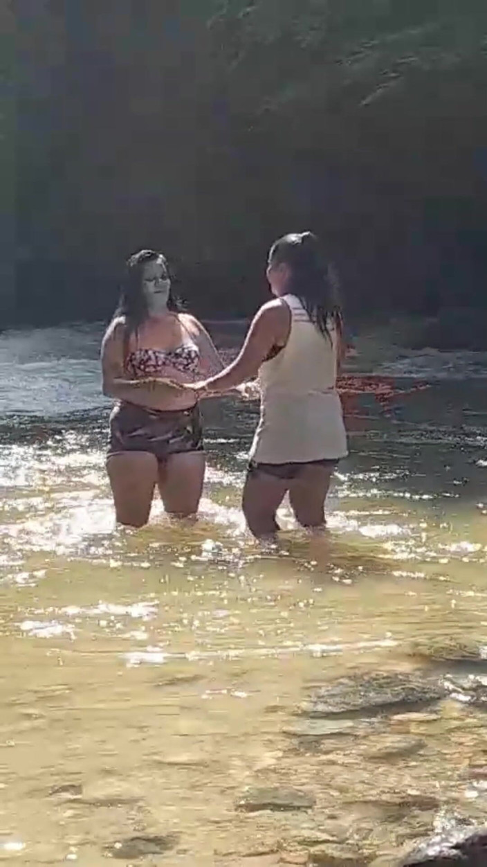 Leona AndJazzlin: Cuplu Sexual În Pielea Goală În Latină