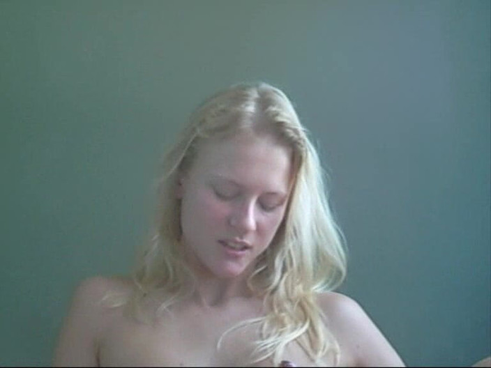 Blondehexe: Roztomilá holka to dostane na balkoně