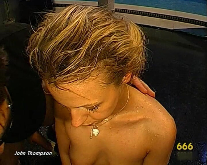 GGG John Thompson OLD STYLE: Ggg John Thompson - 거대한 자지를 빨고 섹스하고 정액 갱뱅 섹스를 삼키기