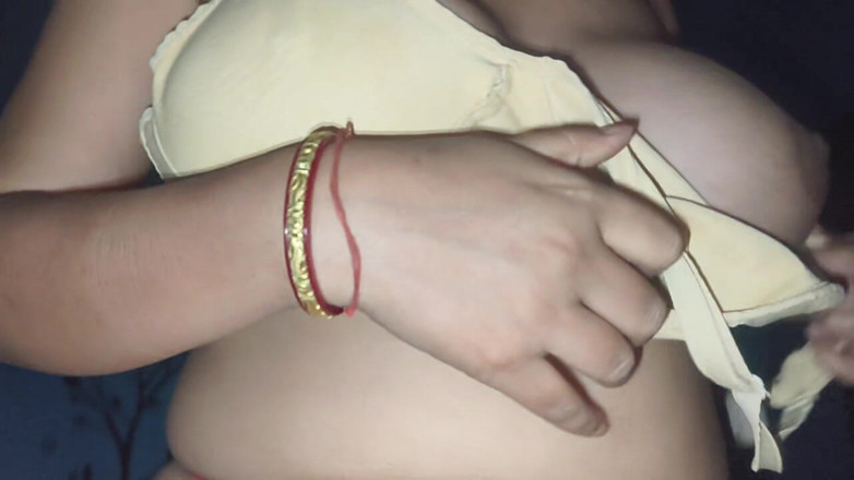 Angelmona: Desi ragazza indiana angel mona tette