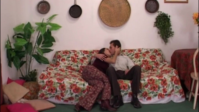 My real dirty life: 意大利夫妇在山间别墅的试镜现场