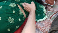 QueenbeautyQB: Berkongsi Katil Dengan Ibu Tiri Lagi - Dia Kerana Sangat Panas