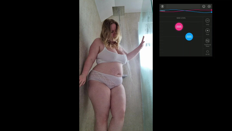 Julie Bliss: Julie Bliss - Kawalan Pancuran Mandi Lovense