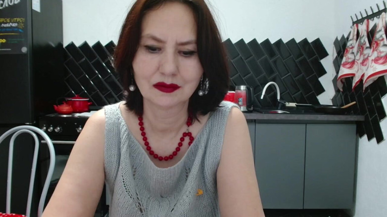 ANGELA_LADY: Taniec zamienił się w show striptizów