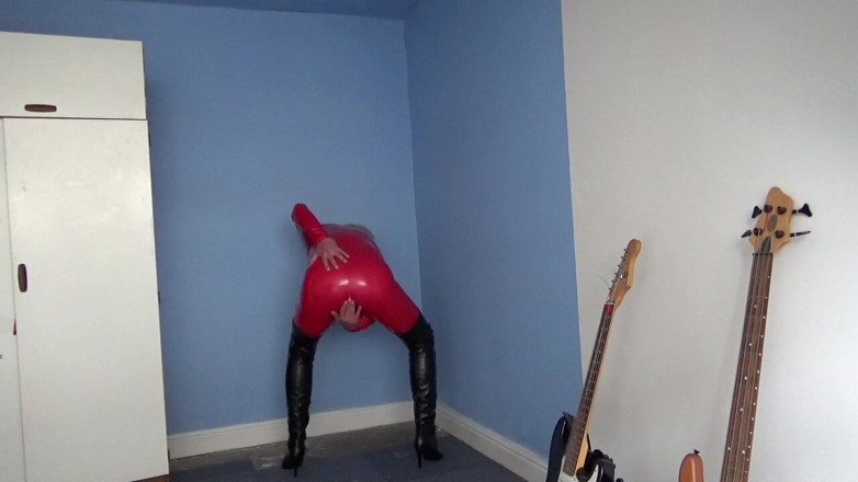 Leather Kirsten: Pvc Catsuit