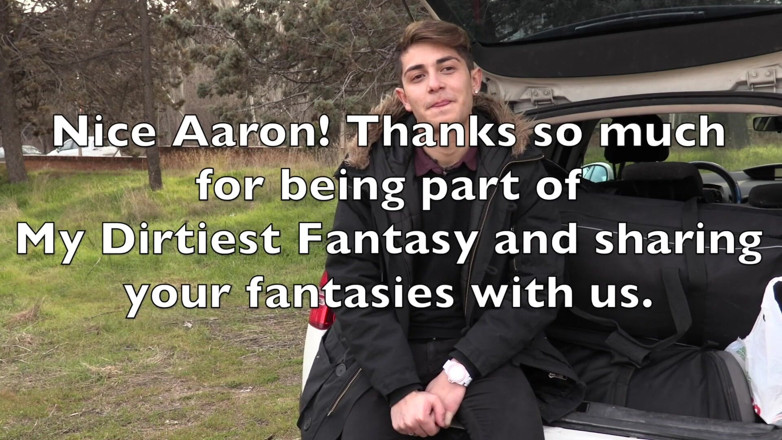 My Dirtiest Fantasy: Twink Aaron akhirnya dapat mengambil kencing dan gangbang tanpa kondom...