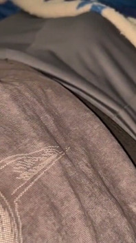 Midnight first time handjob my roommate cumshot