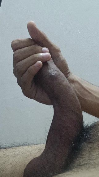 slayboy69: Un garçon sexy chevauche sa bite pendant très longtemps en...