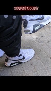 Sharing Nike Air Max Sneaker 4