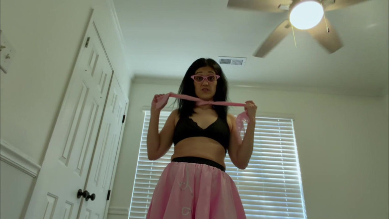 Kink in Time: Devyn's Sultry '50s Giantess Fantasy HD POV Tiny Thrills Awaits!