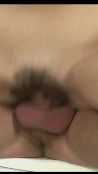 Vagina berbulu dikenal di pub