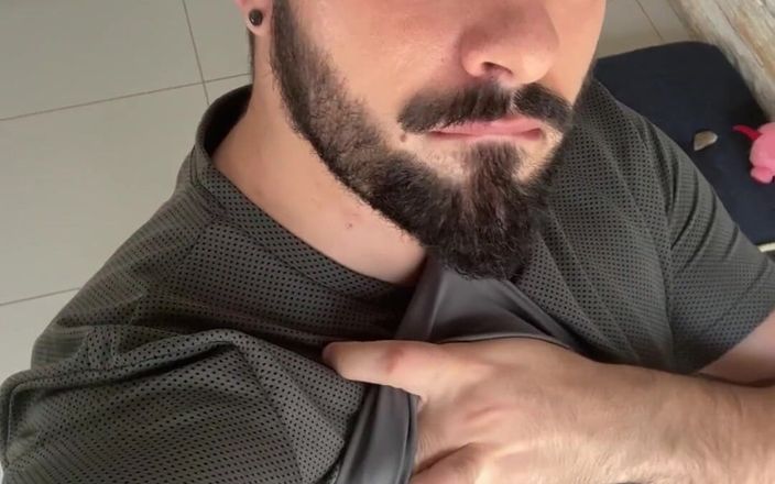 vincentandvitor: Šťastný nadržený pátek v noci!
