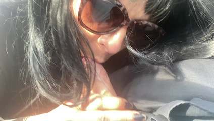 MilfyCalla: Cewek ini lagi ngetuh besar bagian 2