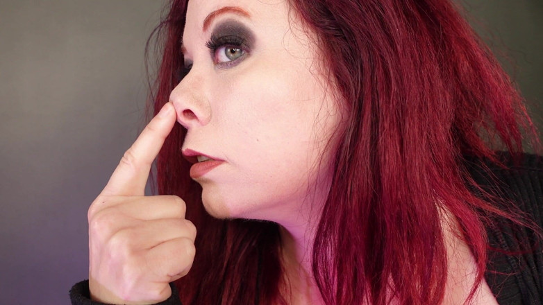 Deanna deadly: Nose and Lips Close up Custom Clip