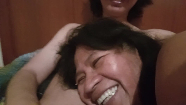 Moo DBOXXX: Min svärmor är trött på att ha så mycket hårt sex,...