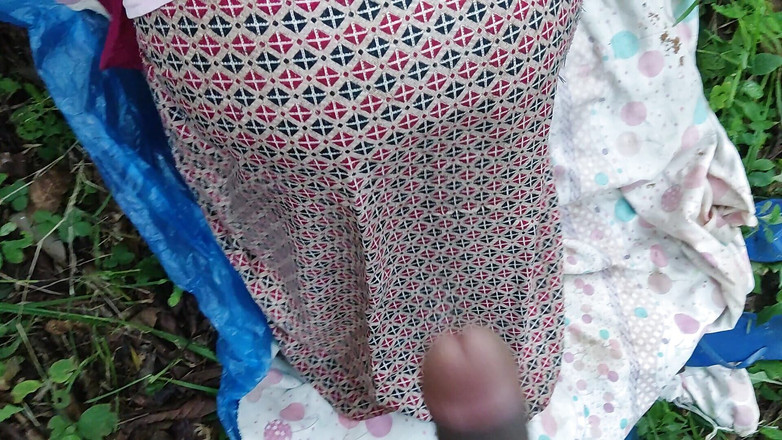 ChickenPuti: स्पष्ट ऑडियो के साथ नेपाली आउटडोर सेक्स