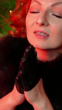 Sexy pin up Arya doing ASMR sounds with short leather gloves