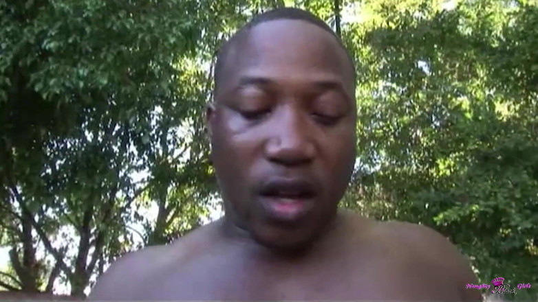 Naughty Black Girls: यहूदी बस्ती में बड़े स्तन और छोटे स्तन हर जगह वीर्य का विशाल भार है