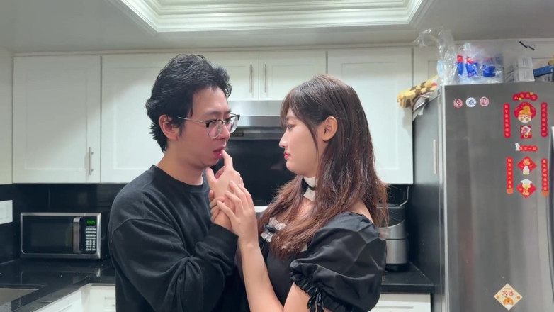 Chloe Lin: Home Baking Instructor Gets Fucked on the Kitchen Counter Before...