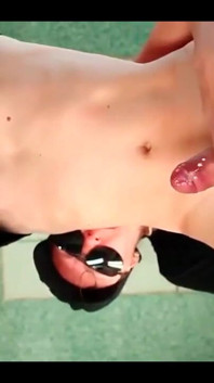 Hot Cumshots From Lola