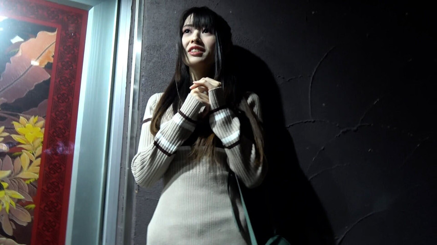 A032g02 Lewd Sex with a Girl Who Meets in Front of a Love Hotel! (MBM3988)