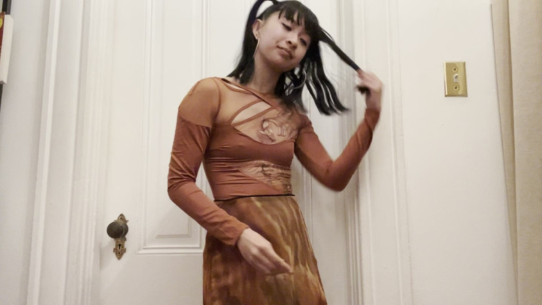 Felicity Azura: 아시아 의붓아지 따먹기