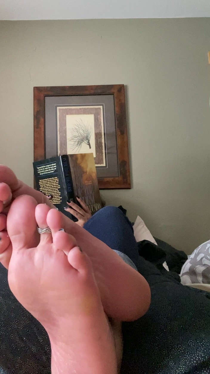 Tan feets: Tanfeets Ignorare tălpi propped Pedi Negru