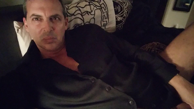 Cory Bernstein: 男性セレブを騙して私のためにお尻を指で弄ってもらいました!