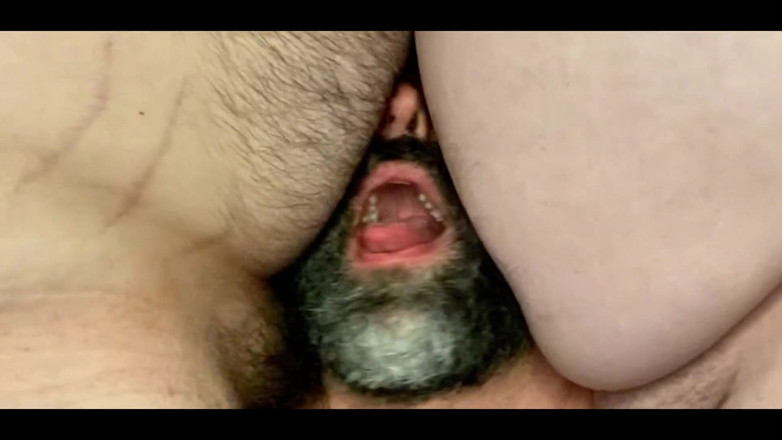 PoppaPig: ゲイ・ベア・ベリー・クラッシュ