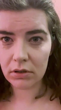 Novia masoquista pide correrse después del castigo